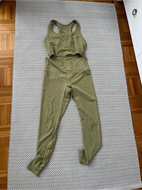 all in motion Olive Ribbed High-Waist Leggings & Cropped Racerback Tank Set